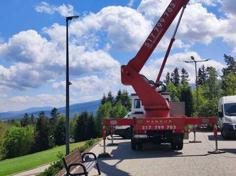 Podnośniki koszowe 25M